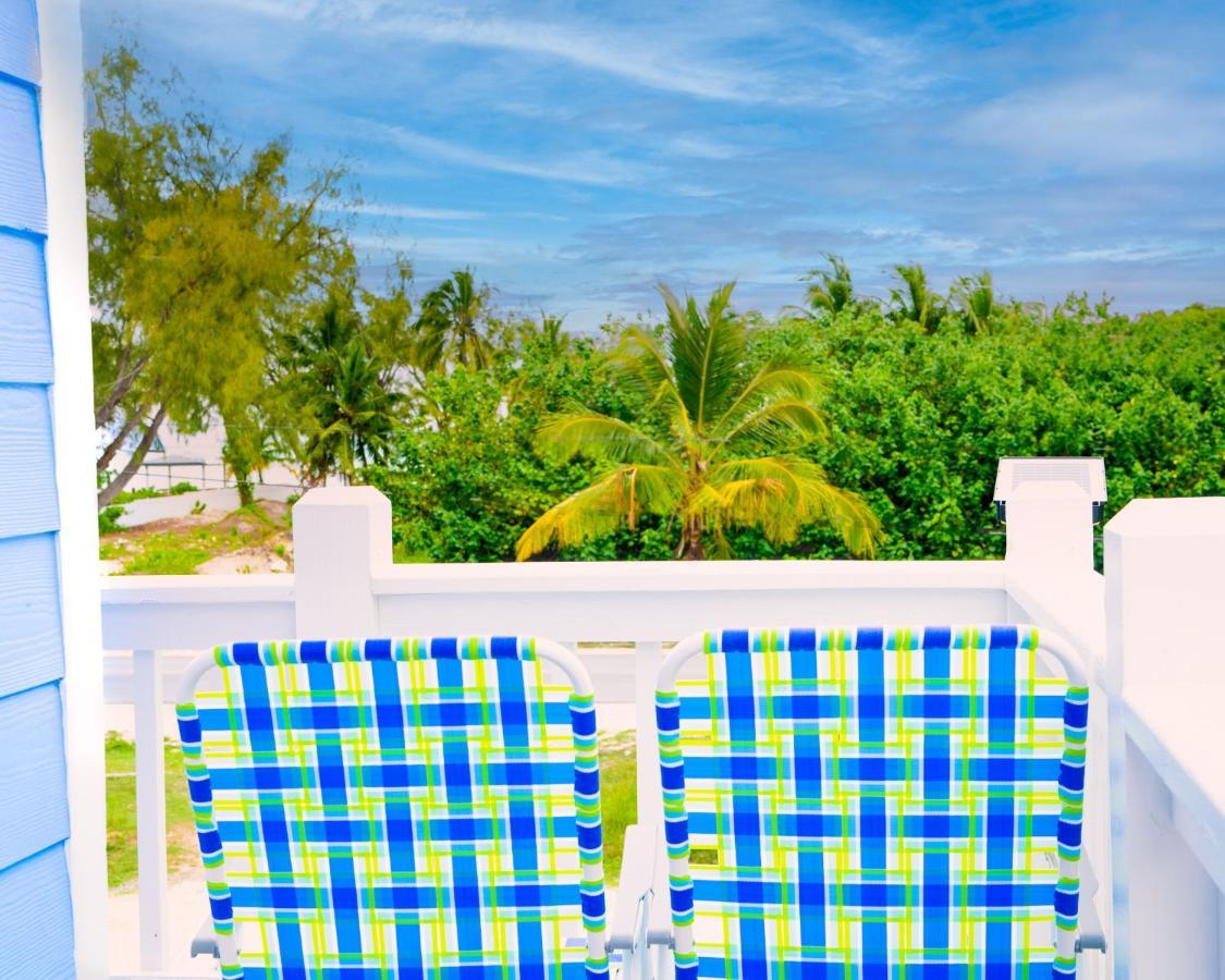 Sheer Bliss Beachview Apt #2 George Town Exterior photo